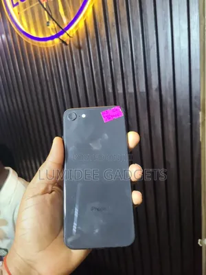 Apple iPhone 8 64 GB Black