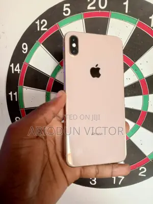 Apple iPhone XS Max 64 GB Gold