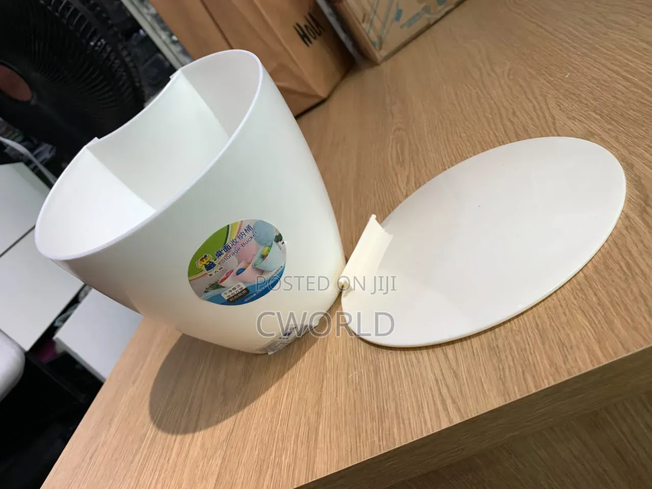 Tabletop Storage Bucket