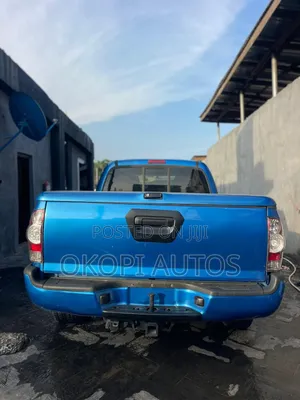 Toyota Tacoma Double Cab V6 Automatic 2010 Blue