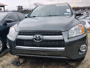 Toyota RAV4 2012 Gray