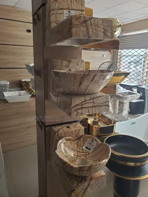 Designer Hangung Basin