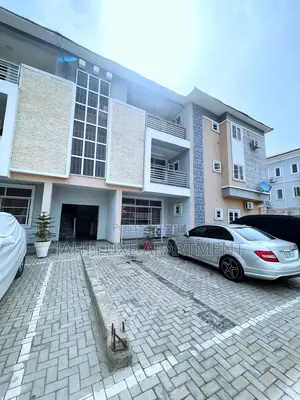 Jahi Luxe Apartment – 3bedroom Luxury Shortlet in Jahi, Abuja