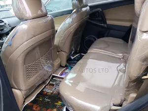 Toyota RAV4 2010 Brown