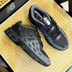 Original New Balance 1906w Fantomfit “Black Cement Castlerock”
