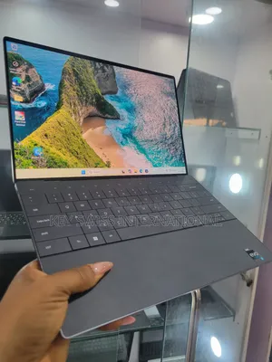 Laptop Dell XPS 13 9320 16GB Intel Core i7 SSD 1T