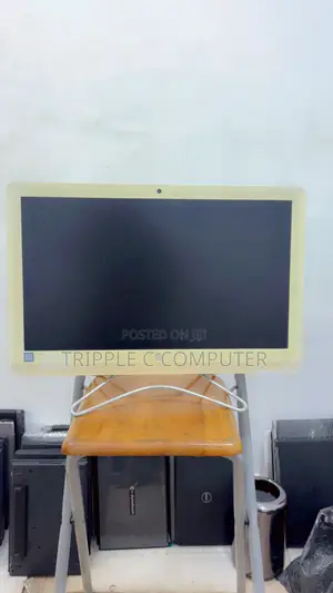 Desktop Computer HP 200 G4 8GB Intel Core i3 HDD 500GB