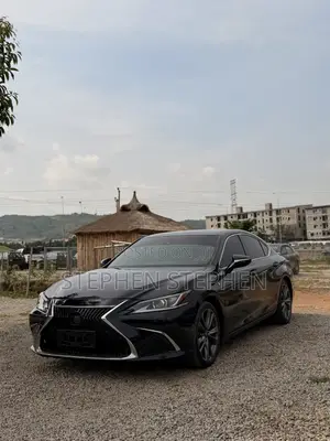 Lexus ES 2021 Black