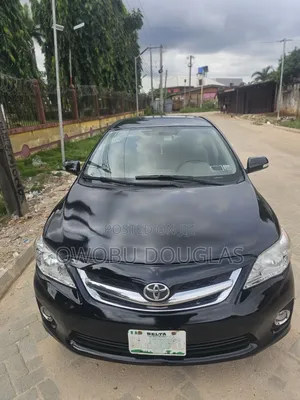 Toyota Corolla LE 4dr Sedan (1.8L 4 cyl 4A) 2009 Black