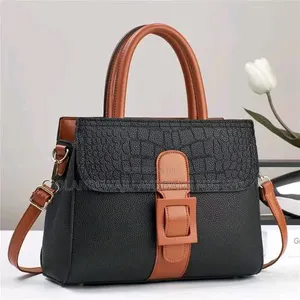 Everything Ladies-Everything Classic Handbags/Purse