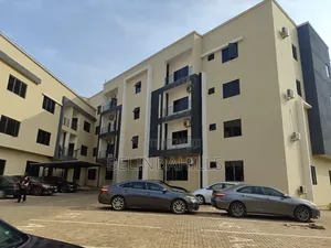 4bdrm Townhouse / Terrace in Mabushi for rent