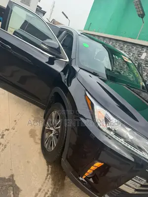 Toyota Highlander 2016 Black