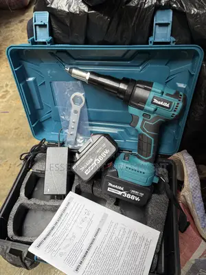 Makita Cordless Rivet Gun Machine