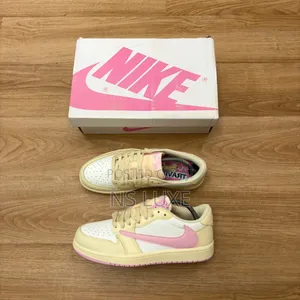 *Travis Scott X Air Jordan 1 Low “ Shy Pink”