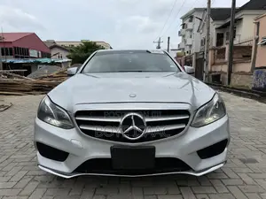 Mercedes-Benz E350 Base 4Matic Sedan AWD (3.5L 6cyl 7A) 2015 Silver