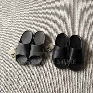 Original Zara Jetfoam Rubberized Eva Slide Sandals in Two Colors