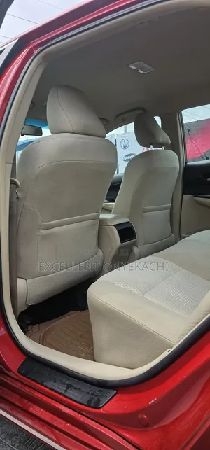 Toyota Camry 2014 Red
