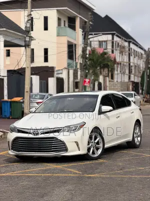 Toyota Avalon 2013 White