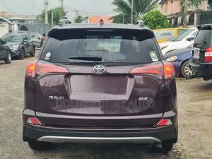 Toyota RAV4 2017