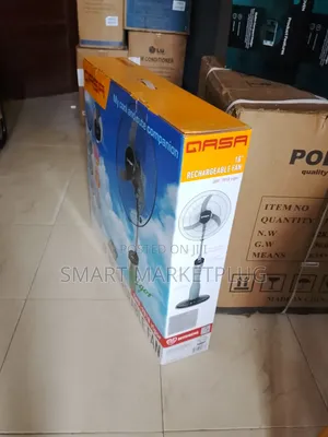 Qasa 18 Inch Rechargeable Standing Fan With Remote + 5 Blades