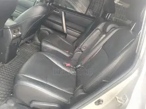 Toyota Highlander 2012 Silver