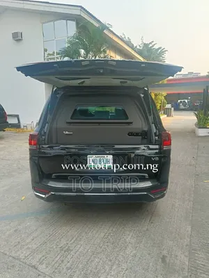 Land Cruiser Bullet Proof Armoured Vehicle for Rental