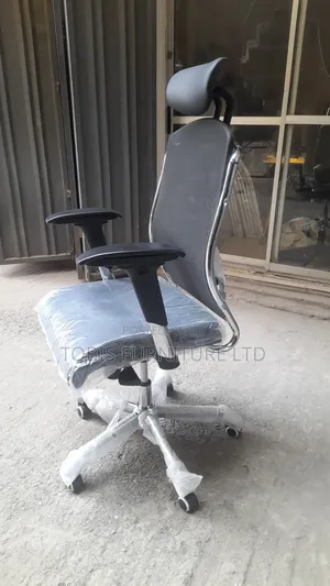 Ergonomic Mesh Executive Office Chair