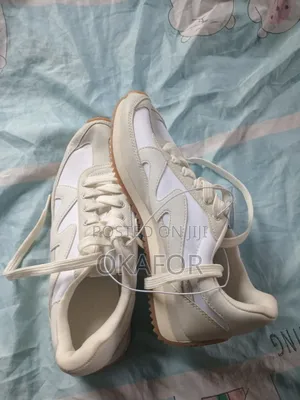 Adult Unisex Sneakers