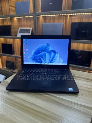Laptop Dell Latitude E5270 8GB Intel Core i5 SSD 256GB