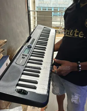 Casio Ct-S300 Casiotone Keyboard 61 Keys.