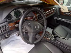 Mercedes-Benz GLK-Class 2010 Black