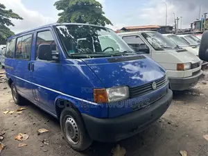 Volkswagen Transporter 2004 Blue