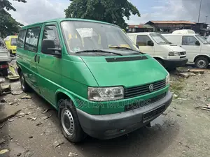 Volkswagen Transporter 2005 Green