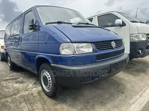 Volkswagen Transporter 2006 Blue