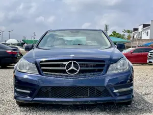 Mercedes-Benz C300 Luxury 4Matic Sedan AWD (3.5L 6cyl 7A) 2013 Blue