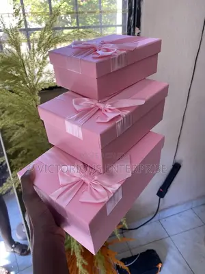 Decorative Gift Boxes – Various Sizes | Oniru
