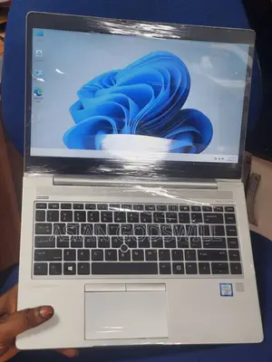 New Laptop HP EliteBook 840 G5 8GB Intel Core i5 SSD 256GB