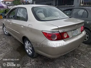 Honda City 2006 Gold