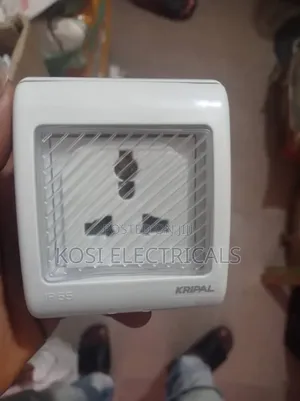 13a Single Weatherproof Socket