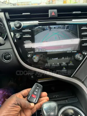 Toyota Camry 2018 Red