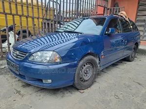 Toyota Avensis 2.0 D Verso 2002 Blue