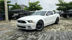 Ford Mustang 2015 White