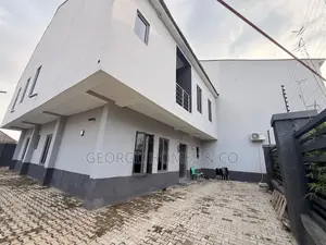 4bdrm Townhouse/Terrace in Kado for sale