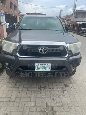 Toyota Tacoma 2013 Gray