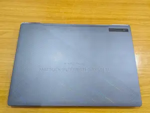 Laptop Asus ROG Zephyrus G15 16GB AMD Ryzen 9 SSD 1T