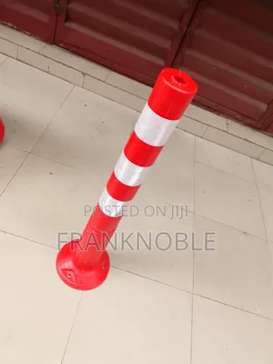 75cm Safety Pillar Cone
