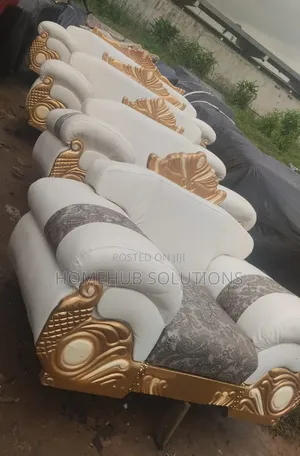 A Month Used 7 Seaters Luxury Royal Leather Sofa Set