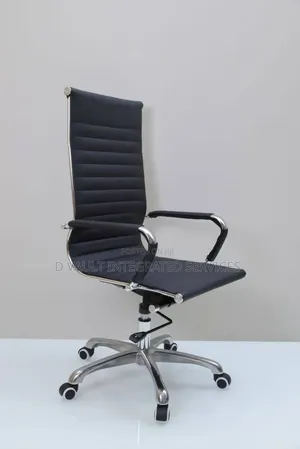Office Chair / Modern Swivel Chair 