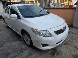 Toyota Corolla 2010 White
