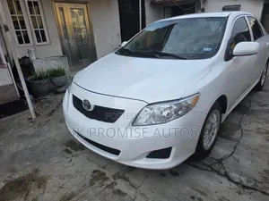 Toyota Corolla 2010 White